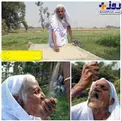 این پیرزن82 سال است که فقط ماسه می خورد+عکس