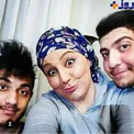 قیافه عجیب خانم بازیگر در سلفی با خواهرزاده هایش