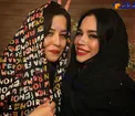 ژست عجیب و غریب دو خواهر بازیگر در یک عکس