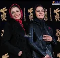 تیپ متفاوت خانم مجری در کنار خواهر بازیگرش در جشنواره فجر+عکس
