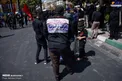 یک پیراهن مشکی متفاوت اما انقلابی/عکس