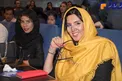 عکس یادگاری بازیگر زن ایرانی و خواهرش در یک مهمانی