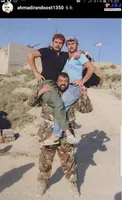 امین حیایی و کامبیز دیرباز روی دوش غول برره/عکس