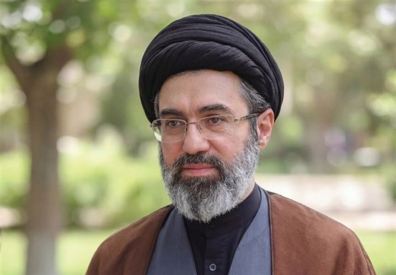 انتشار بخشی از پاسخ رهبر معظم انقلاب به یک نامه انتشار بخشی از پاسخ رهبر معظم انقلاب به یک نامه