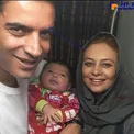 سلفى بازیگر زن معروف در کنار همسر و دخترش