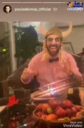 ظاهر عجیب و غریب بازیگر معروف در شب تولدش/ عکس