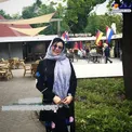 لباس گل گلی و متفاوت خانم بازیگر در آلمان+عکس