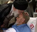 عکس/عیادت رهبر انقلاب از مرحوم آیت‌الله حسن‌زاده آملی در سال ۹۱