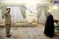 عکس/ احترام نظامی فرمانده ارتش پاکستان به رییس‌جمهور کشورمان