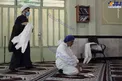 نماز خواندن جهادگران در خط مقدم جبهه سلامت/عکس