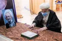 آیت‌الله جنتی بر سر مزار آیت الله مصباح یزدی/عکس