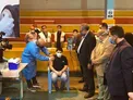 تزریق واکسن سینوفارم به نوه‌ ۱۲ ساله وزیر بهداشت / عکس