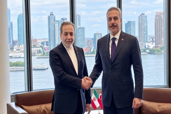 روایت ترکیه از رایزنی عراقچی و فیدان روایت ترکیه از رایزنی عراقچی و فیدان