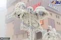 عکسی عجیب از چراغ یخ زده در سرمای روسیه!