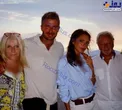 تیپ خاص همسر دیوید بکهام در کنار خانواده/عکس