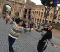 ژست جالب بازیگر زن مشهور ایرانی در یک سفر اروپایی