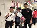 عکس یادگاری ژاپنی‌ها با دروازه بان پرسپولیس