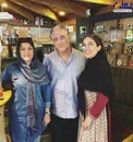 تیپ متفاوت بازیگر مشهور و کم کار تلویزیون و دخترانش+عکس