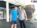 خواننده معروف در کنار فوتبالیست مشهور در باشگاه ورزشی +عکس