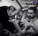 شیطنت عجیب بازیگر زن ایرانی بر روی آقای سوپراستار در پشت صحنه فیلم + عکس