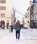 کریم انصاری‌فرد در خیابان‌های لندن