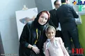 عکس/ نگار جواهریان کنار دختر شهید مدافع حرم