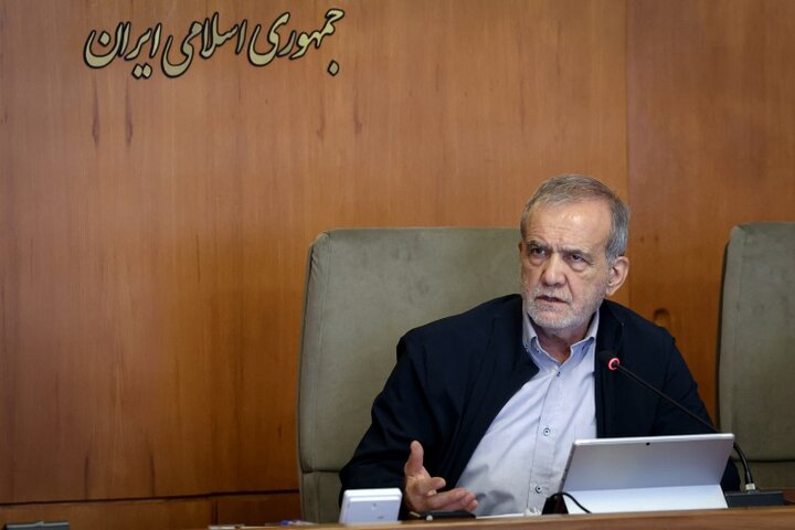 تأکید پزشکیان بر تنوعبخشی به مسیرهای تأمین کالاهای اساسی تأکید پزشکیان بر تنوعبخشی به مسیرهای تأمین کالاهای اساسی