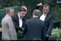 ژست جالب نماینده مجلس؛ ایستاده با مشت! + عکس