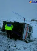 عکس/ واژگونی آمبولانس حامل بیمار در جاده سمنان - فیروزکوه