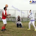 ملی پوش فوتبال بانوان در كنار پدر و مادرش+عکس