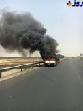 ماشینی که به دلیل گرمای هوا در اهواز آتش گرفت+ عکس