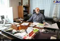 عکس/ کامپیوتر آمریکایی حسین شریعتمداری در دفتر کارش!
