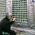 شهید سردار قاسم سلیمانی در حرم مطهر رضوی + عکس