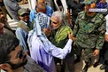عکسی دیده نشده از حاج قاسم سلیمانی در سیل خوزستان