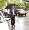 عکس/ پیاده‌روی کارگردان مشهور هالیوودی در تهران