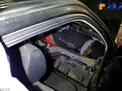 جاسازی عجیب یک مرد در داشبورد خودرو +عکس