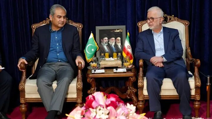 هدفگذاری تجارت ۱۰ میلیارد دلاری ایران و پاکستان عملیاتی میشود هدفگذاری تجارت ۱۰ میلیارد دلاری ایران و پاکستان عملیاتی میشود
