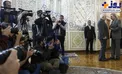 محمدجواد ظریف در محاصره خبرنگاران+عکس