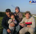 مجری جنجالی تلویزیون و خانواده اش +عکس