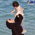 عکس جدید زیبا بروفه و پسرش کنار دریا