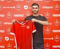 هافبک فصل گذشته ذوب‌آهن به پرسپولیس پیوست