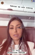 همسر استراماچونی؛ سرمربی استقلال در راه تهران/عکس
