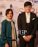 تیپ جدید و زیبای خانم بازیگر در کنار سردار آزمون+عکس