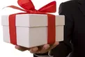 هدیه گرانقیمت بازیگر سرشناس برای دوستانش!