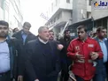 عکس/حضور محسن هاشمی و جعفری دولت آبادی در محل آتش سوزی خیابان ولیعصر