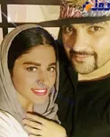 مهدی سلوکی و همسرش در یک قاب