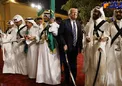 عکس/رقص شمشیر ترامپ با ملک سلمان